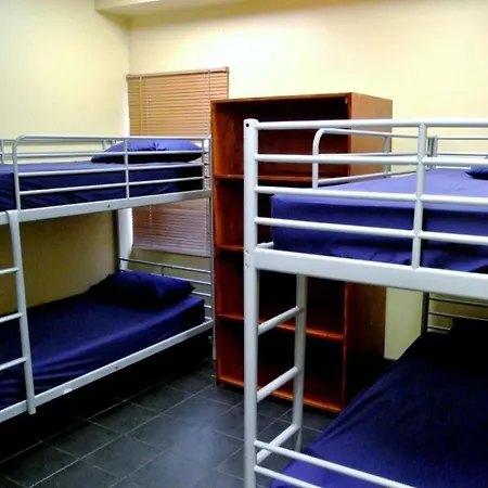 Hotel Bengal -100M From Park Circus 7 Point-2